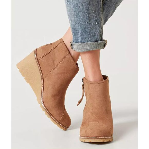 Toms Shoes - TOMS Womens Avery Wedge Bootie Size 7.5 Toffee Microfiber Side Zip Leather Shoes